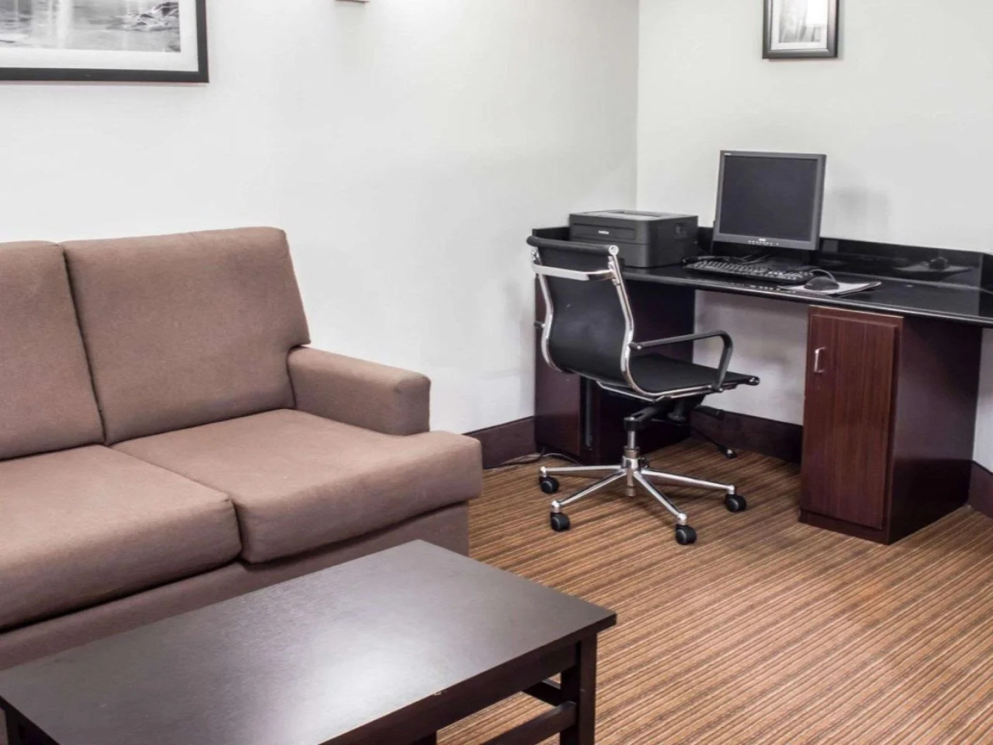 Country Inn & Suites by Radisson, Roanoke Rapids, NC