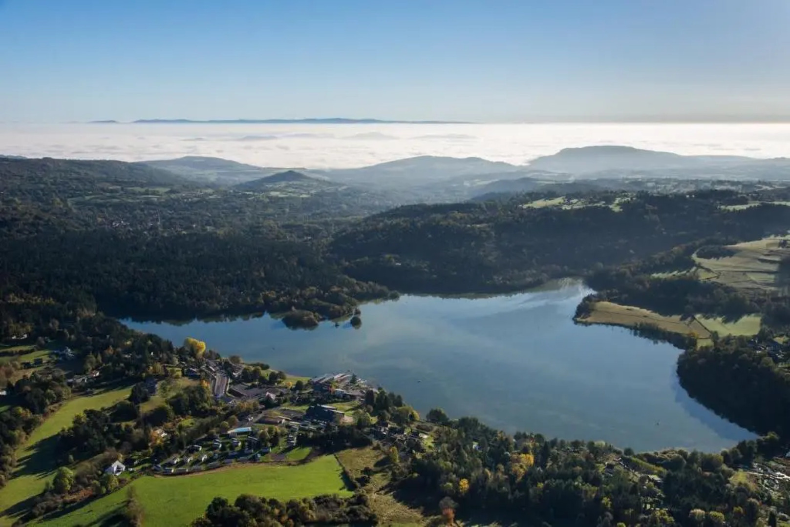 Séjour avec piscine chauffée