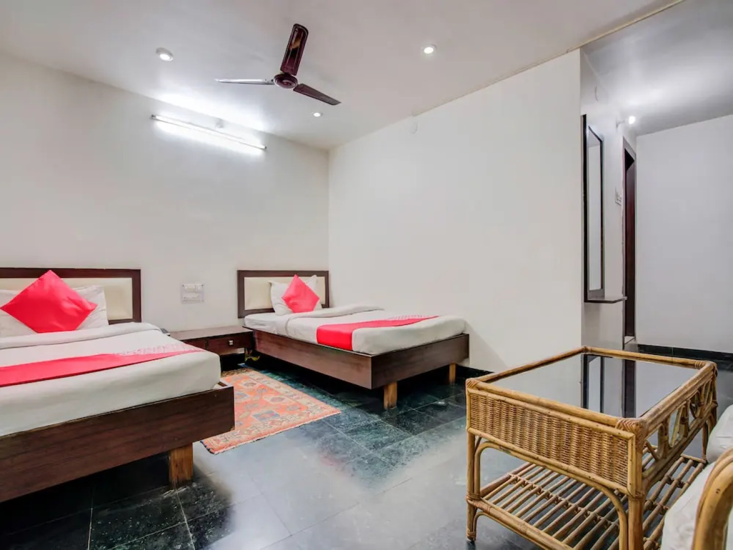 OYO 26211 Sekhar's Rest House