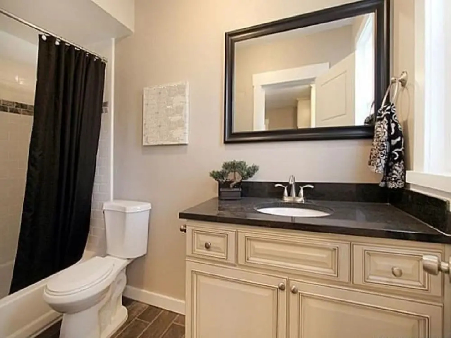 Historic Downtown Victorian Home Near Liberty Park