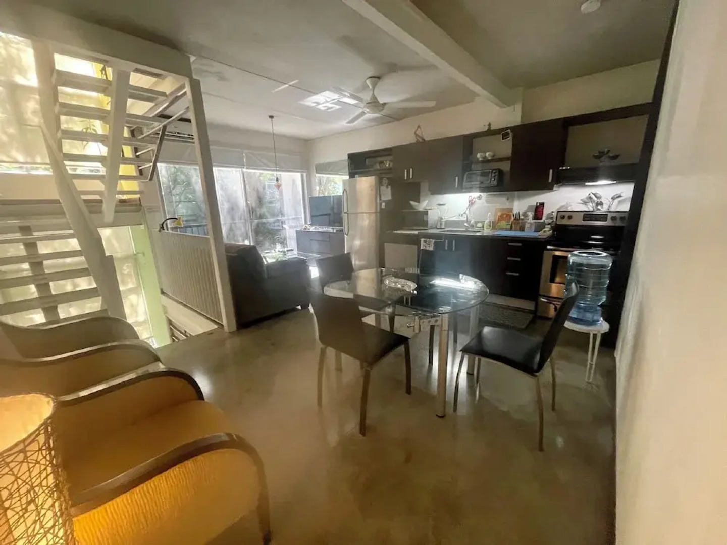 Beautiful Spacious Loft 2 Bedrooms 2 Full Baths 2 car Garage in Downtown