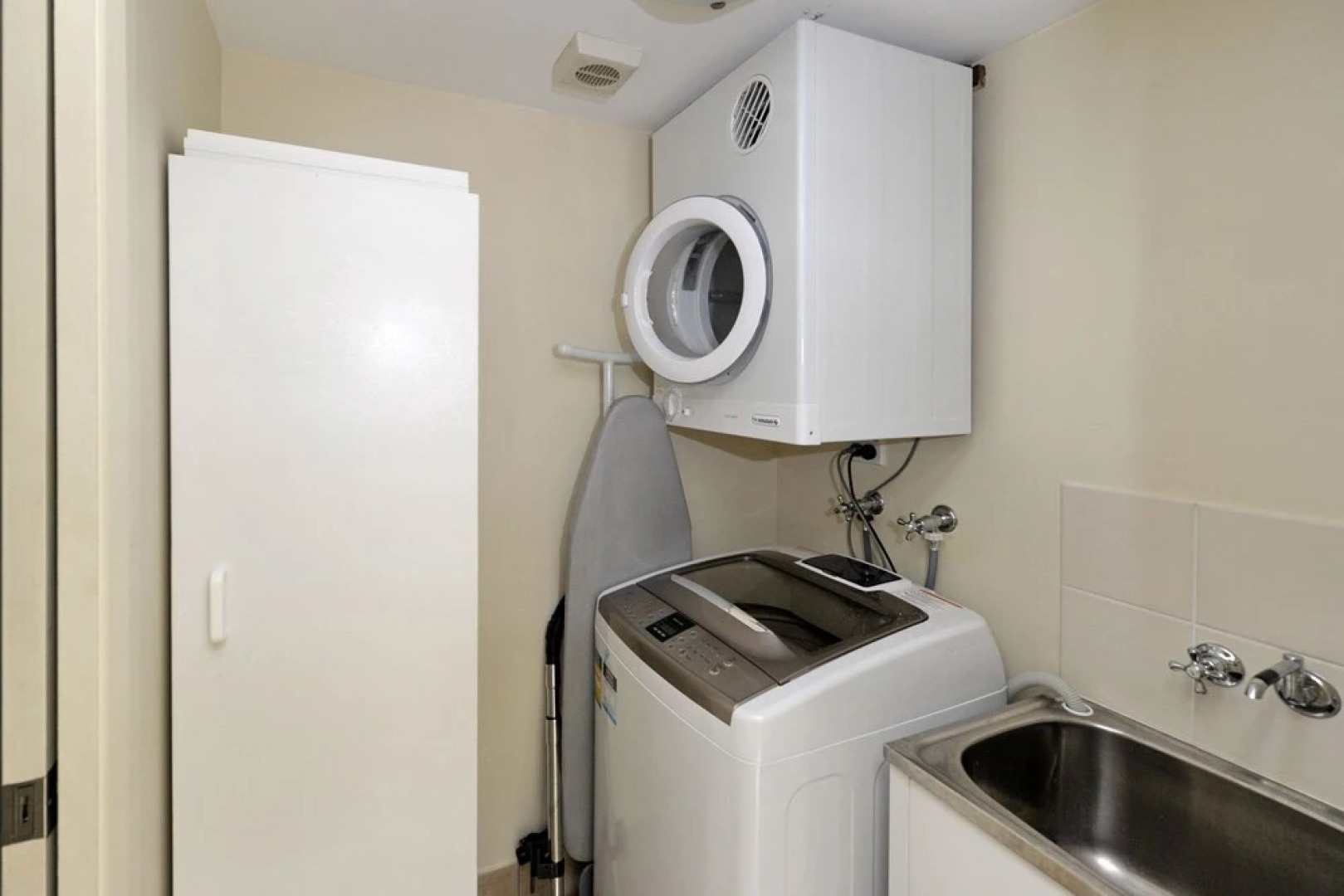 Sandcastles Unit 9 - Fingal Bay