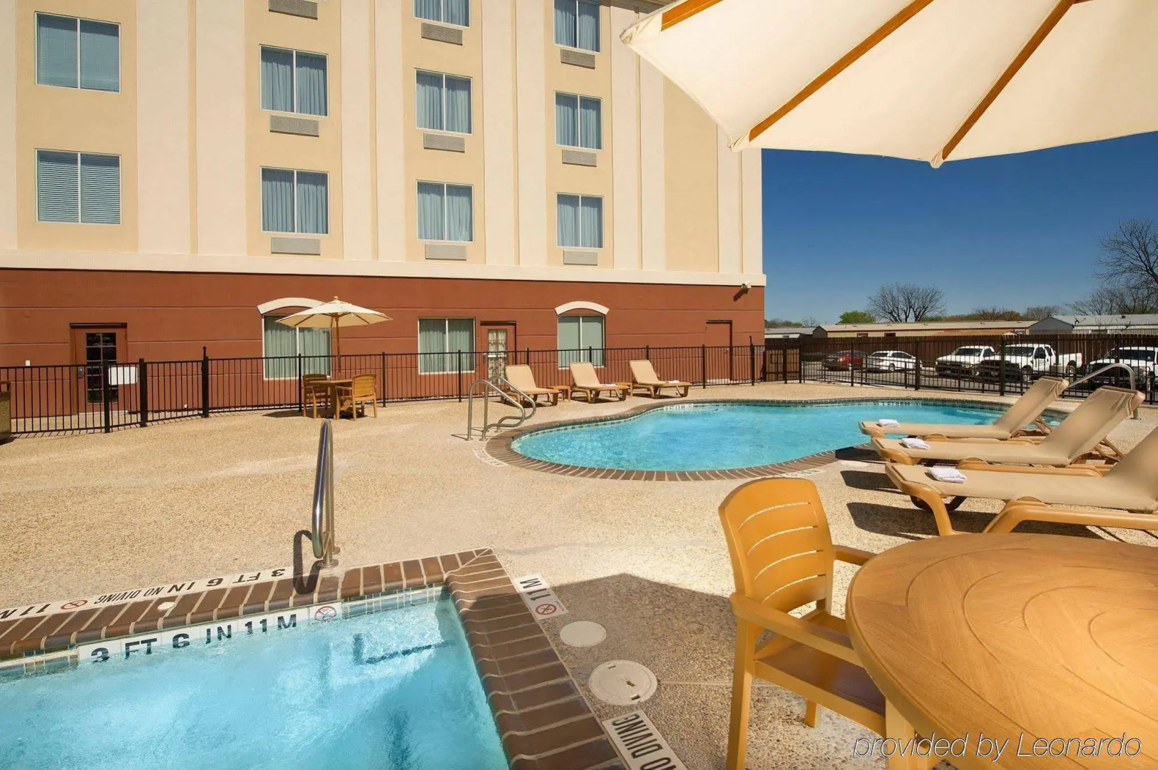 Holiday Inn Express Hotel & Suites Uvalde by IHG