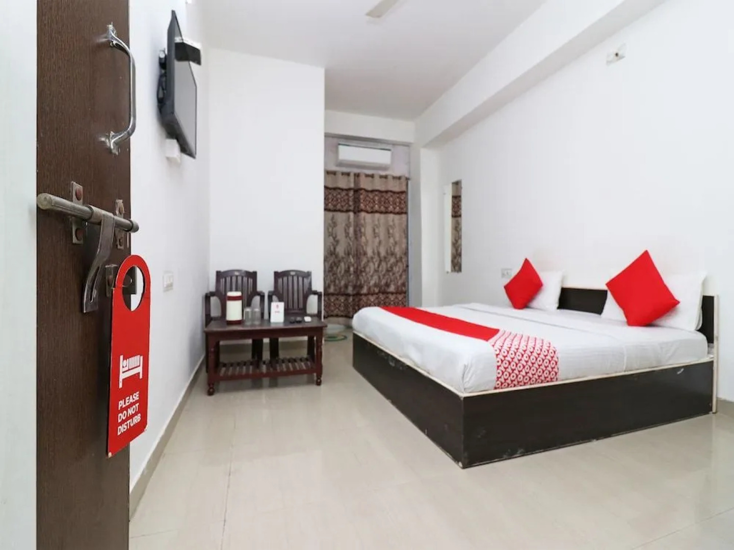 OYO 19827 Shree Ram Palace