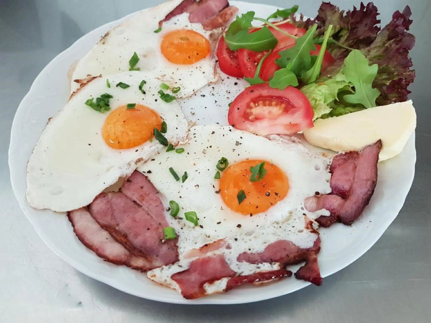 Byczy Rog Noclehy Na Hranici