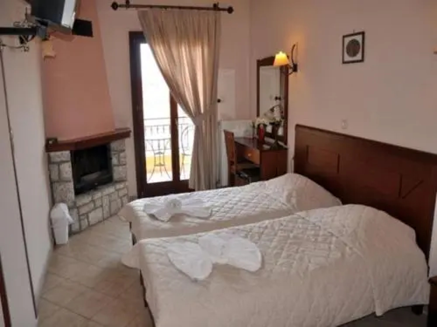 Megdovas Hotel