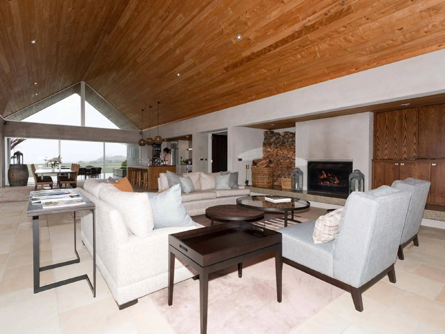 Takatu Lodge and Vineyard