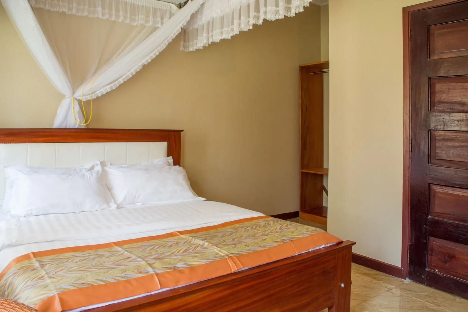 Jinja Safari Hotel