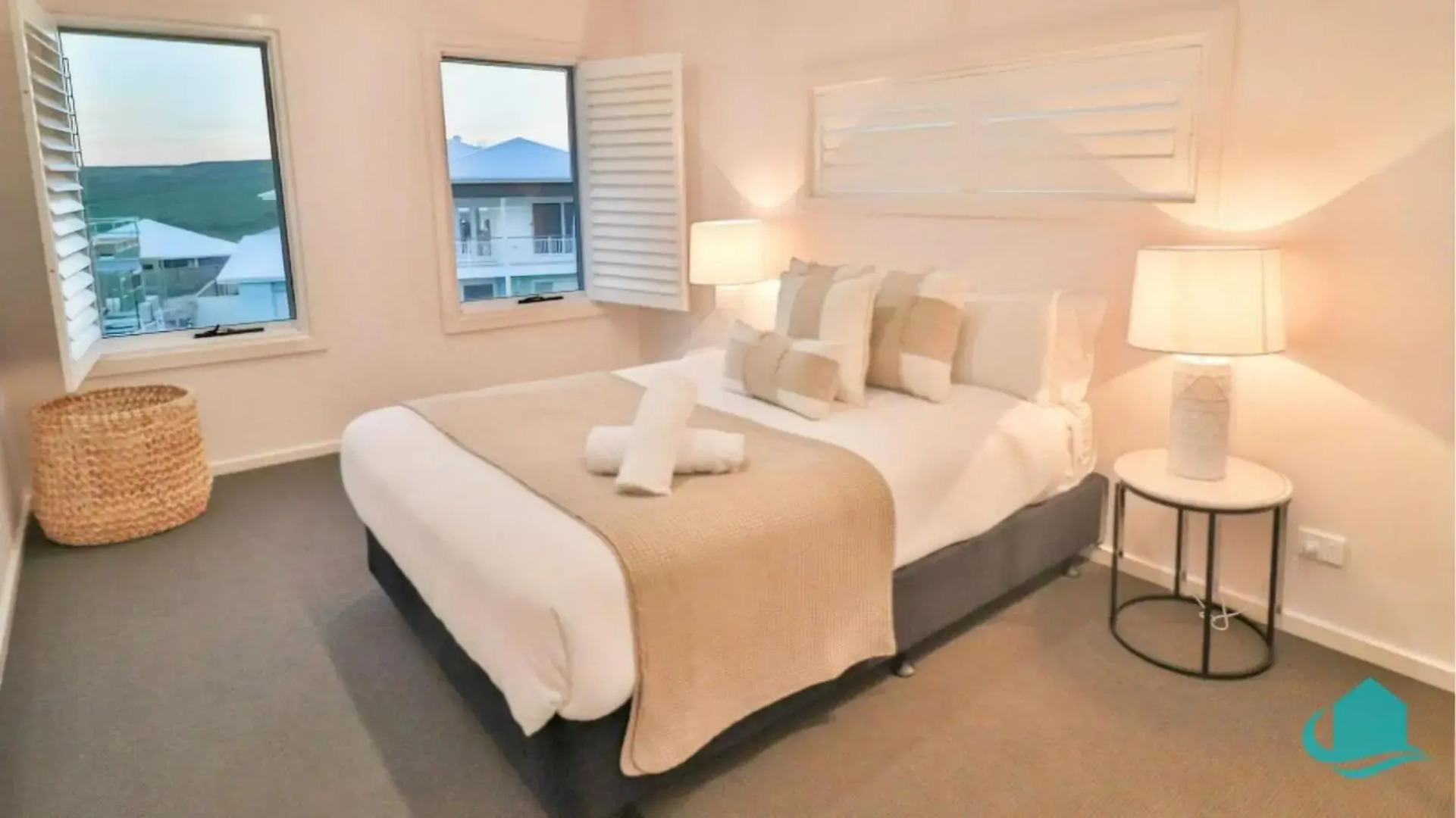 Illaroo at Catherine Hill Bay