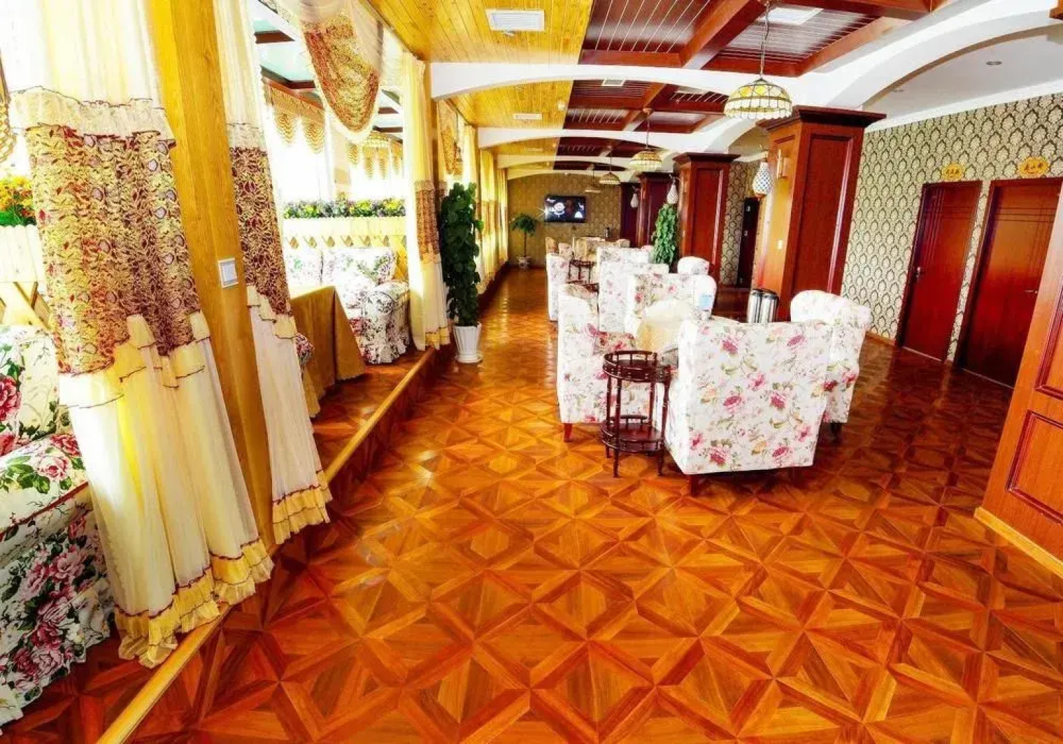 Century Sunshine Hotel