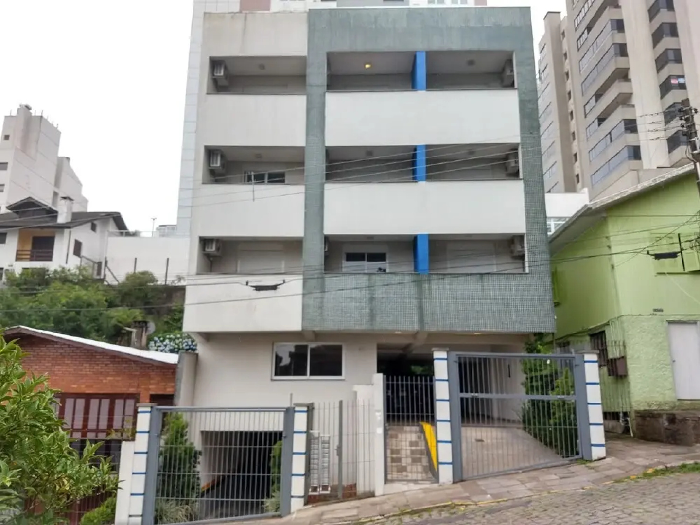 Flat Central Zer047