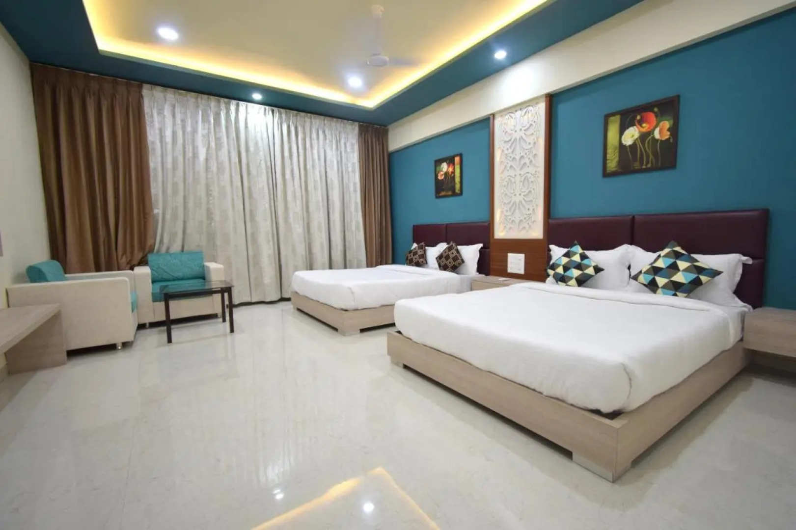 The Sky Imperial  Hotel Gopal Darshan