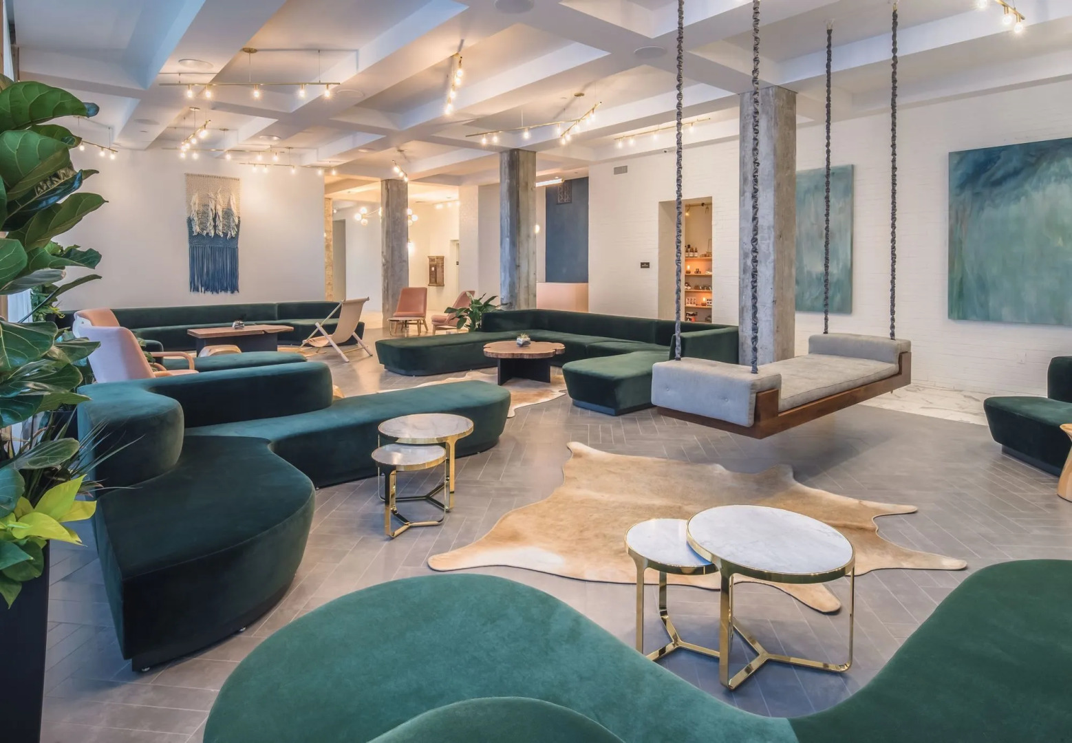 The Hi-Lo, Autograph Collection