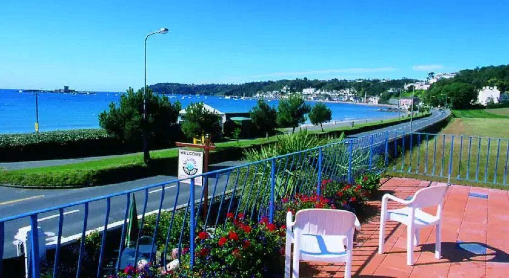 Au Caprice Guest House