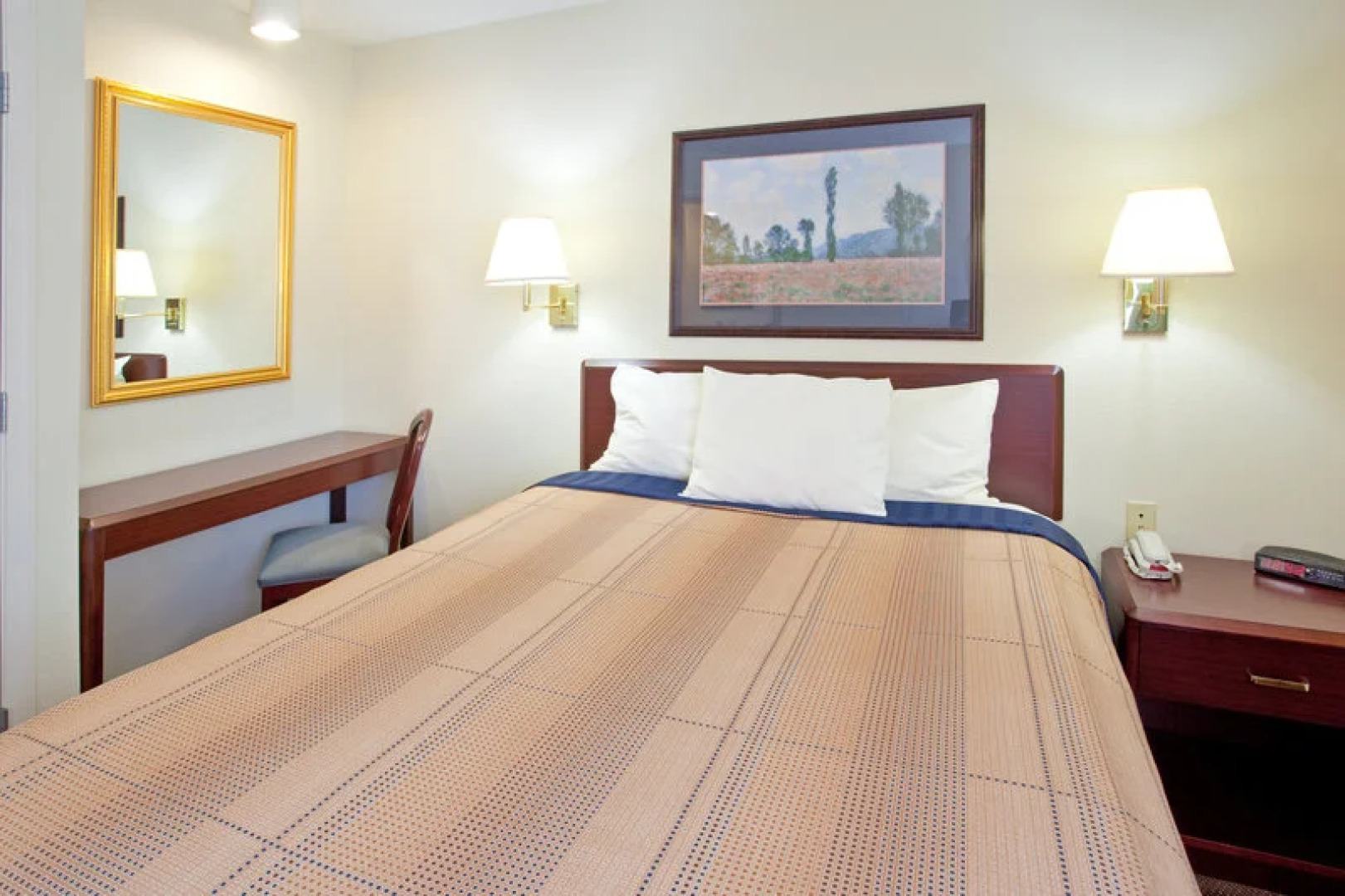 Hawthorn Suites by Wyndham Chicago Hoffman Estates