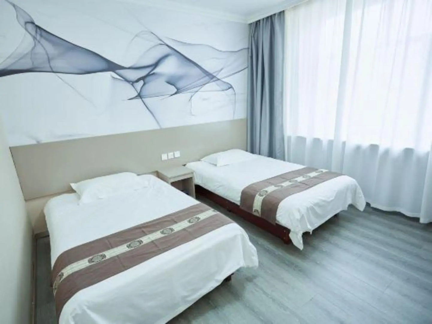 Caizheng Hotel