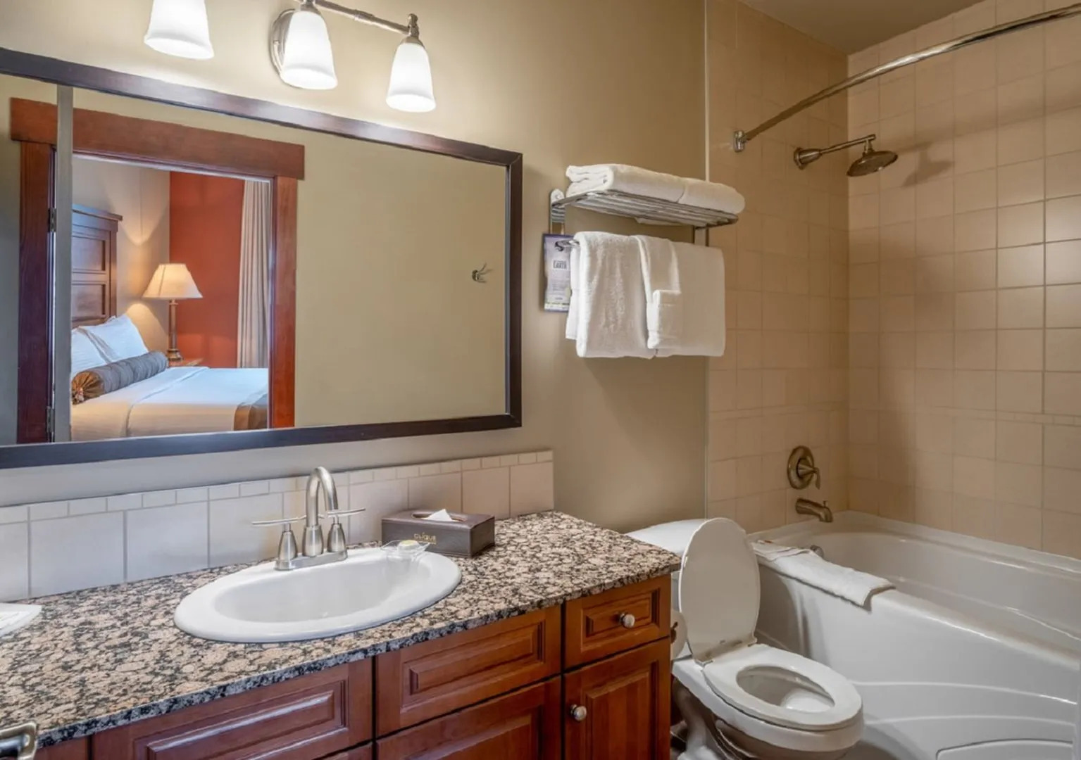 Blackstone Mountain Lodge by CLIQUE