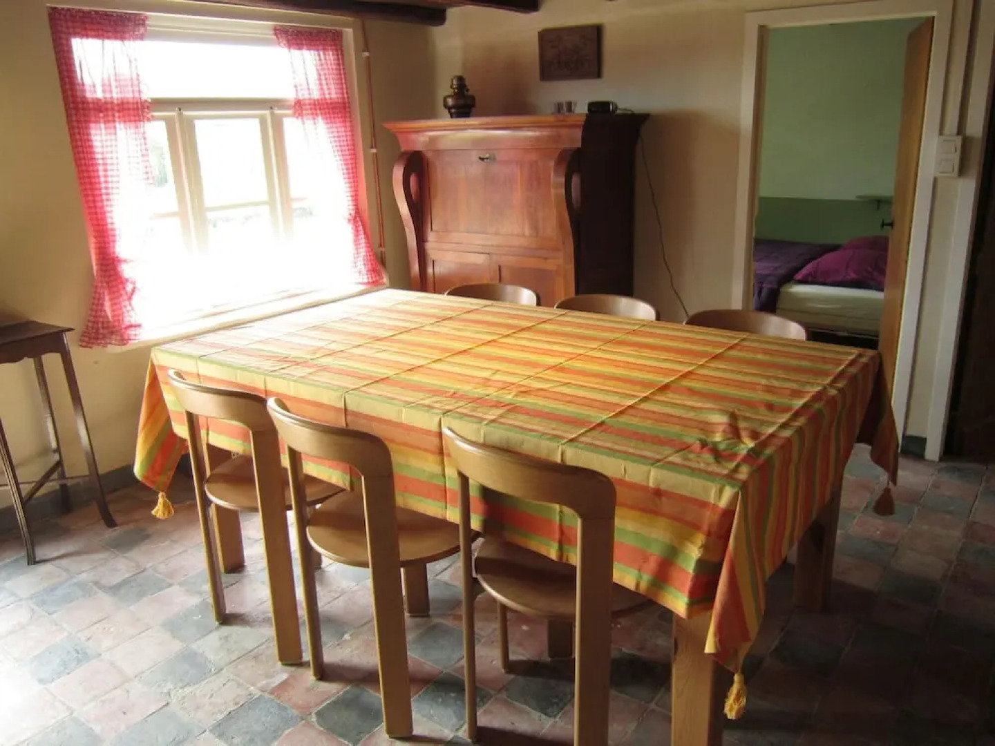 Tranquil Home With BBQ