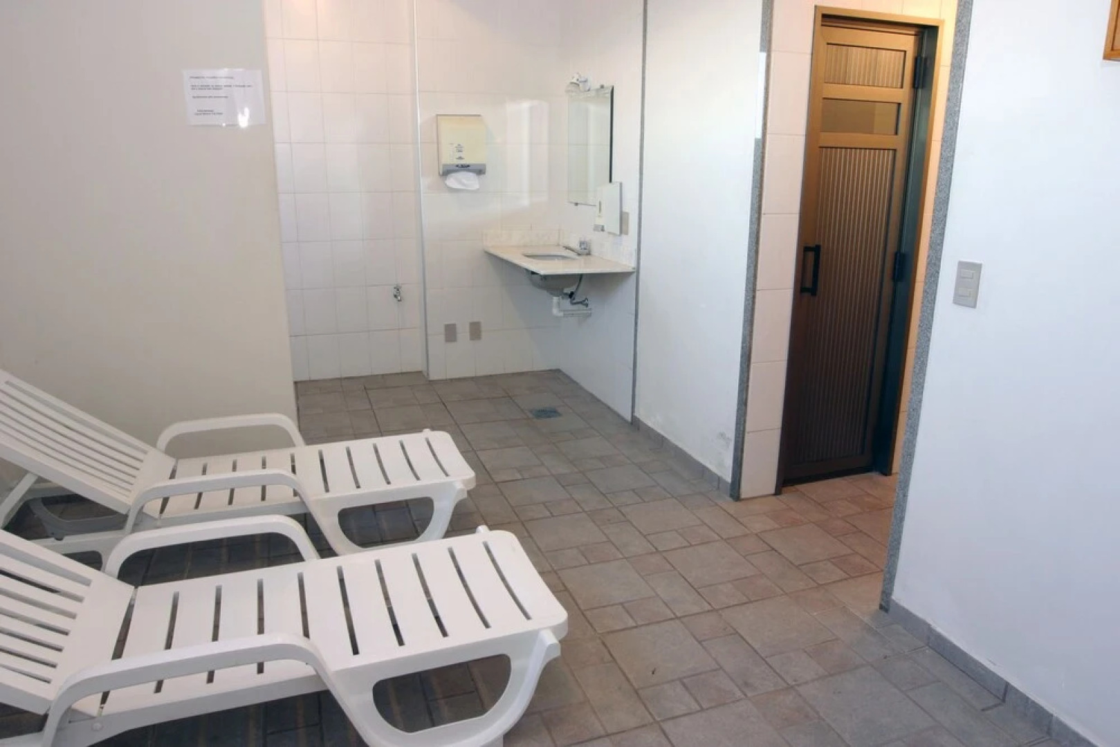 Lagoa Serena Flat Hotel