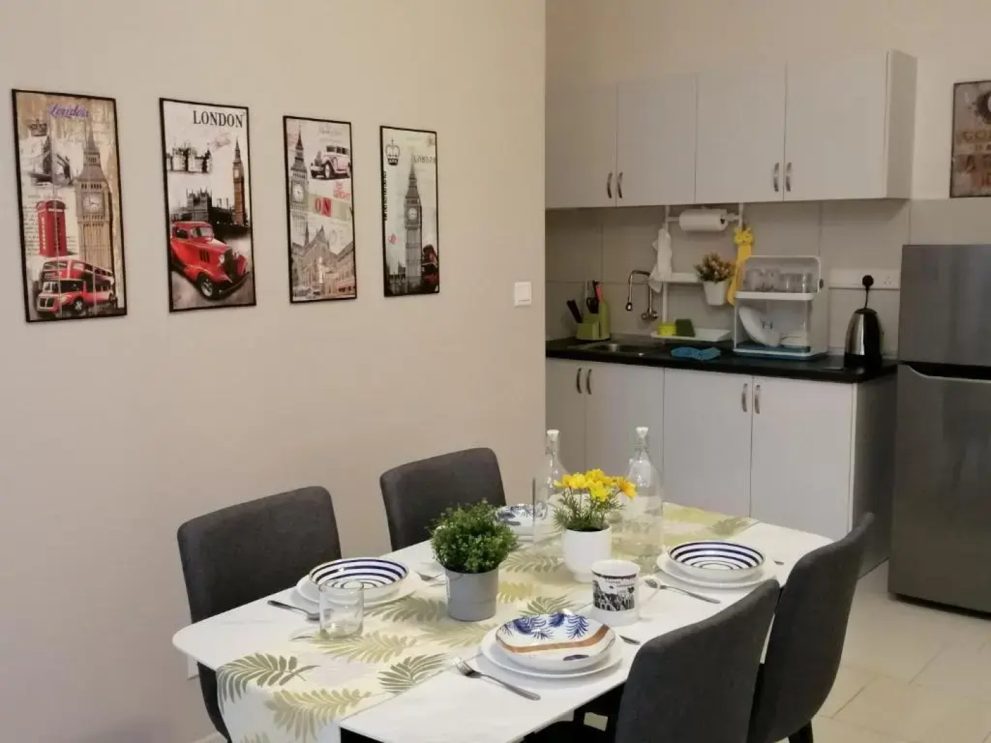 Lovely Mines Astetica Lake View Seri Kembangan 2BR