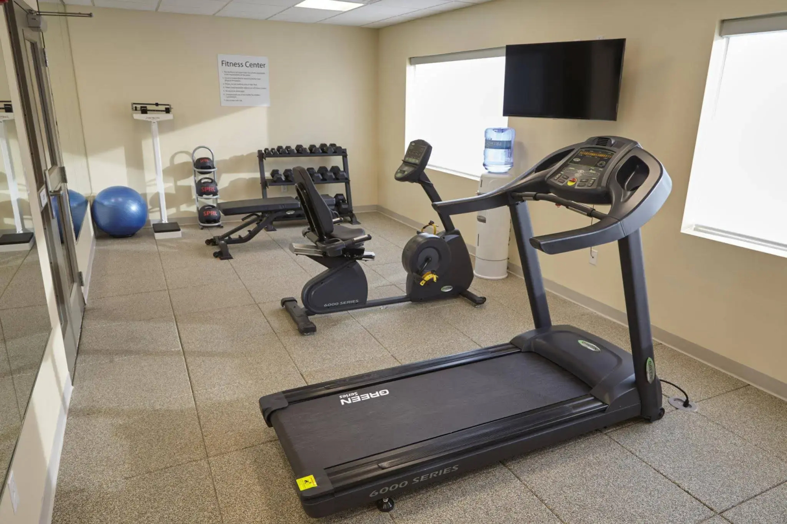 Holiday Inn Express & Suites Tahlequah by IHG