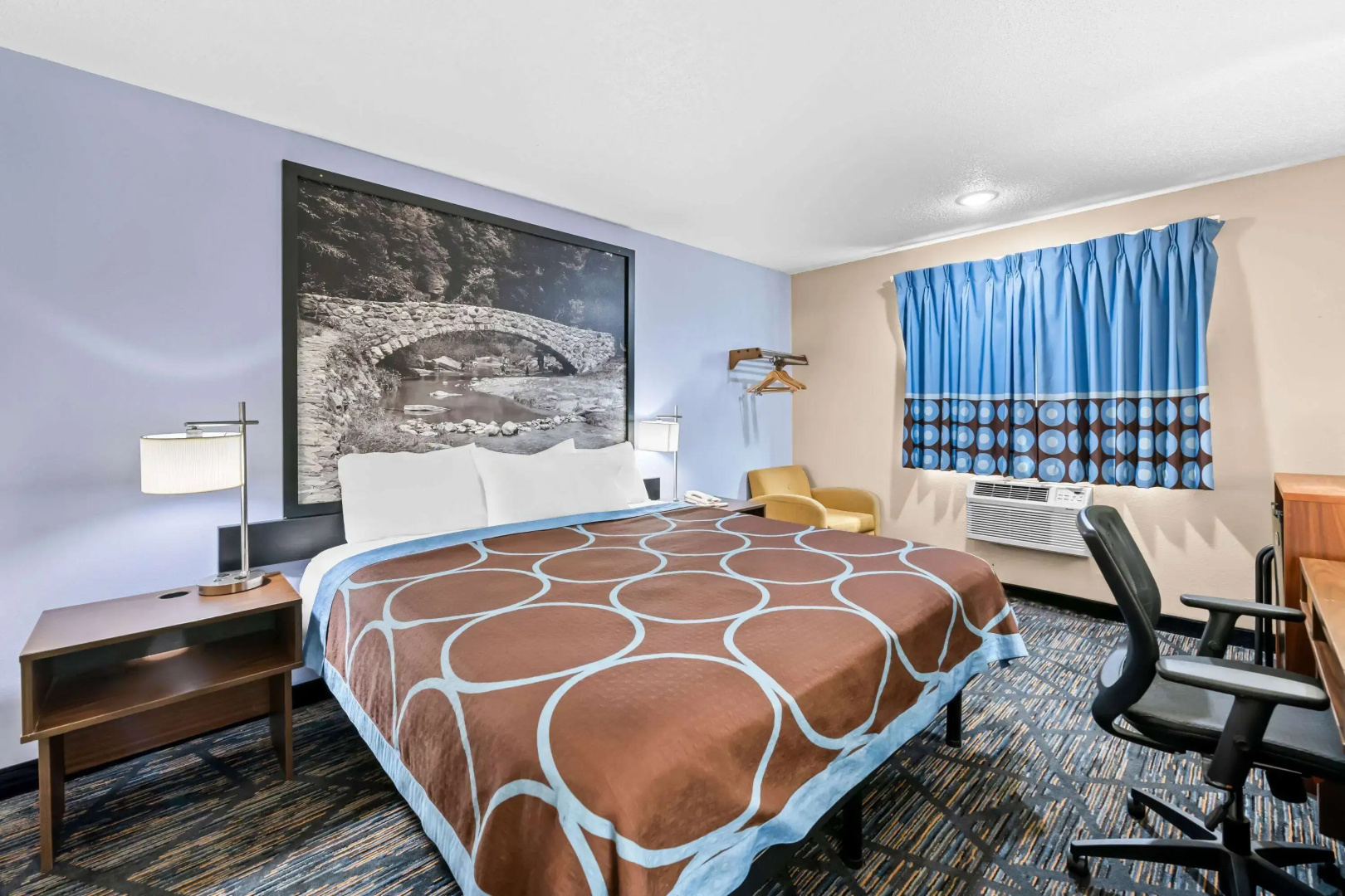 Super 8 by Wyndham Council Bluffs IA Omaha NE Area