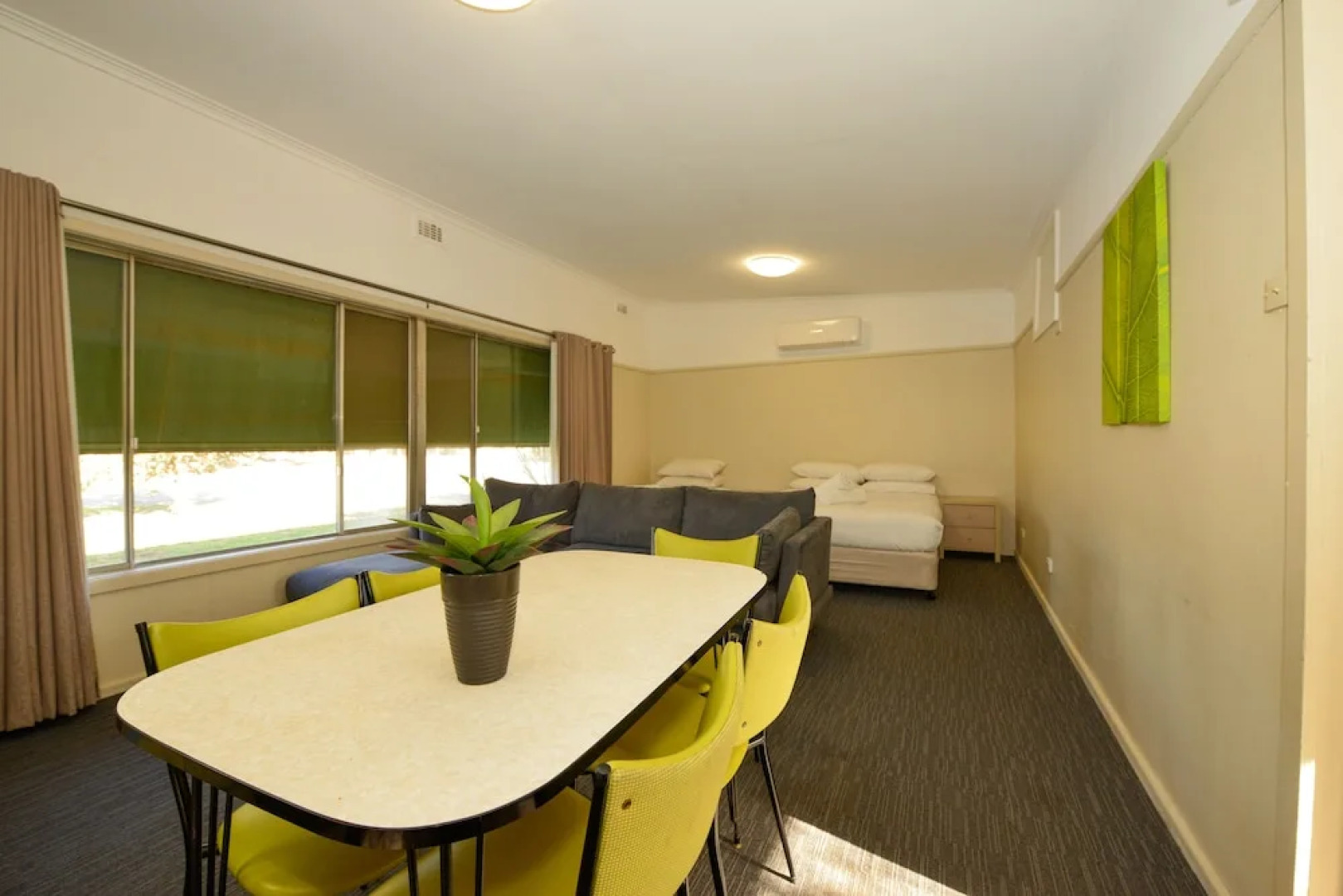 24 Hour CheckIn Motels -Sea Lake Motel