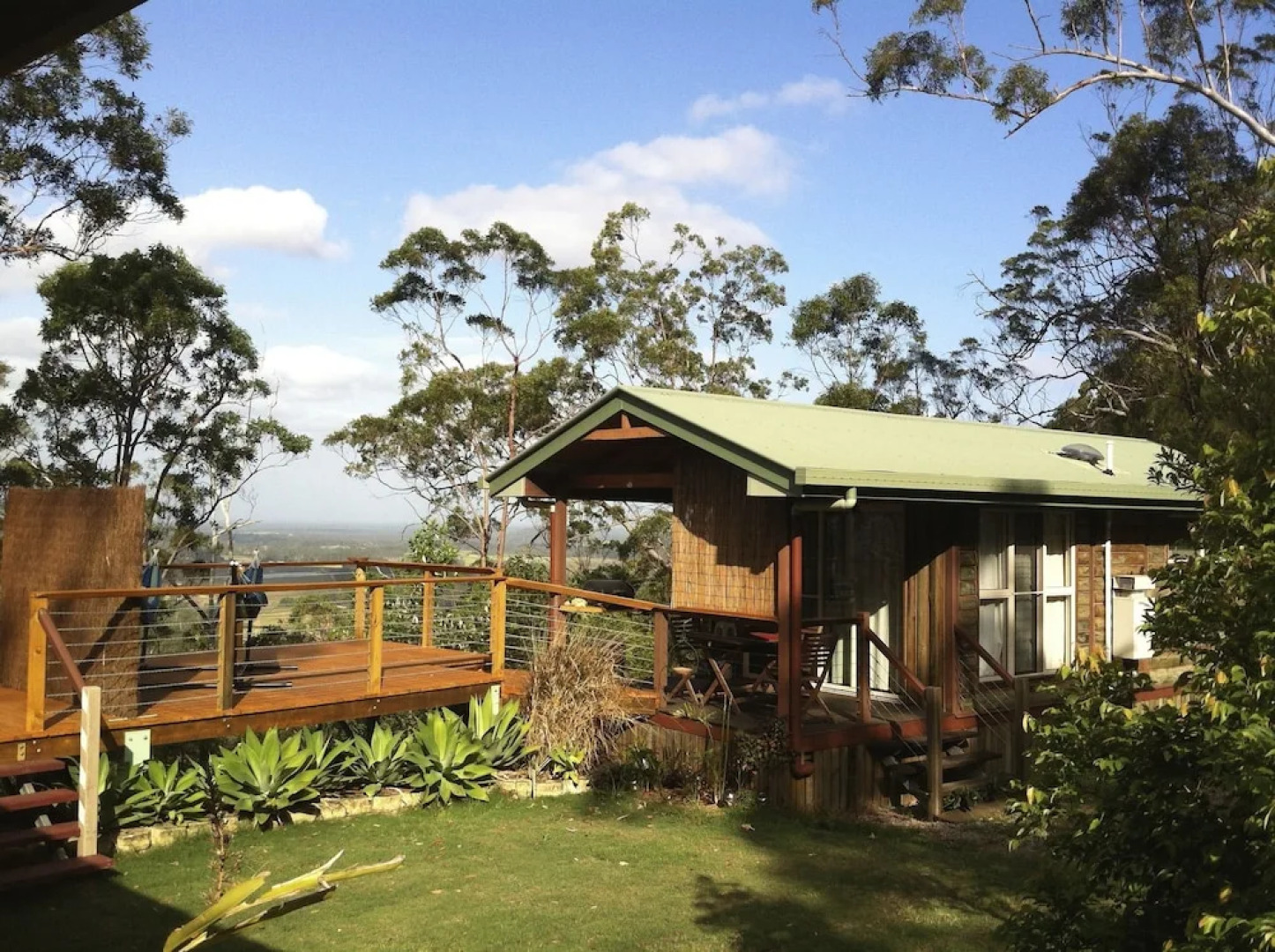 Uluramaya Retreat Cabins
