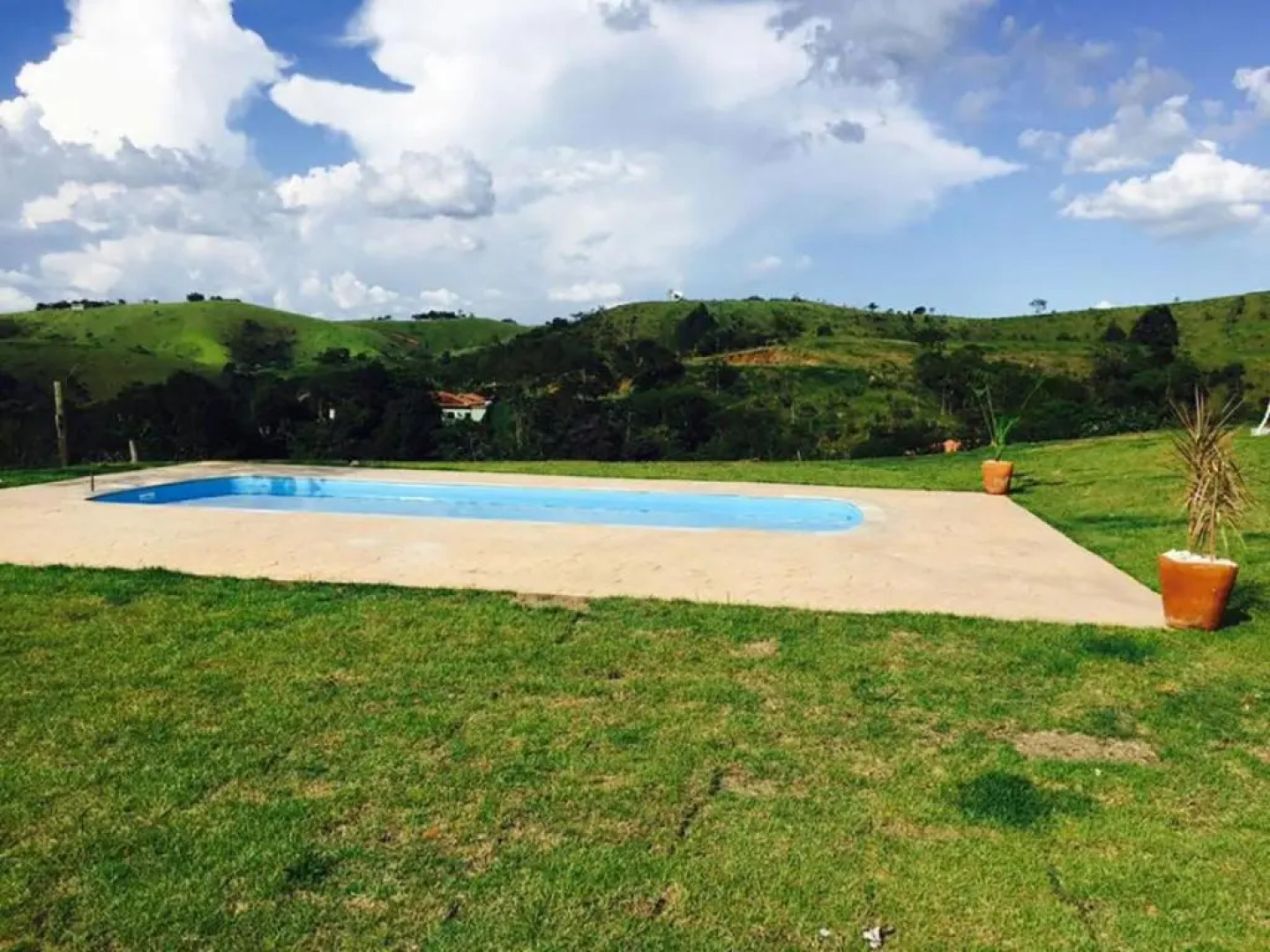 Chácara com wifi e piscina em São José dos Campos