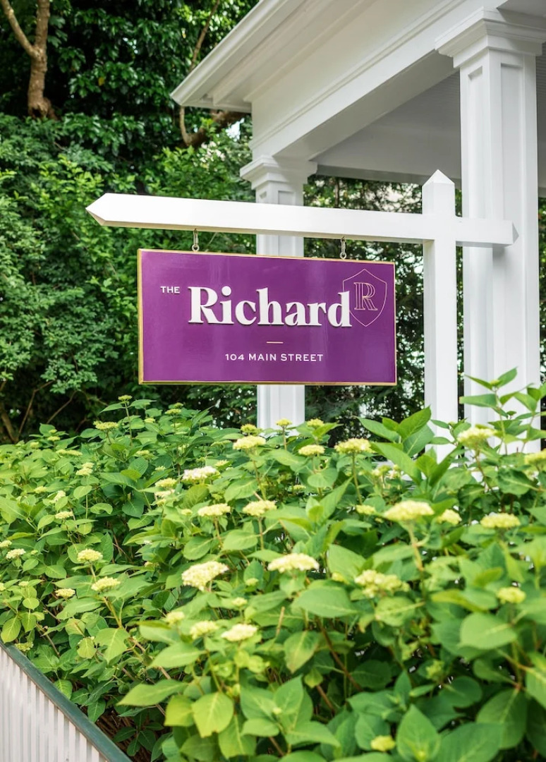 The Richard, The Edgartown Collection