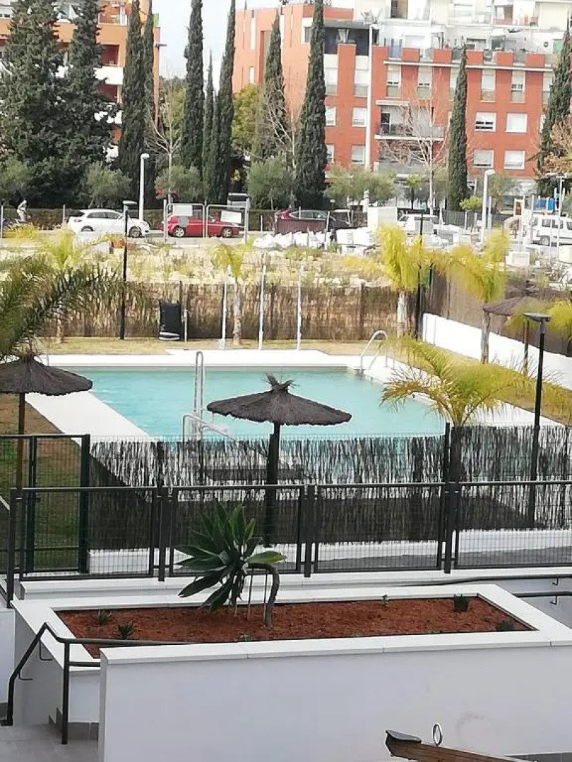 Bormujos, apartamento a 5 minutos de Sevilla, parking gratuito