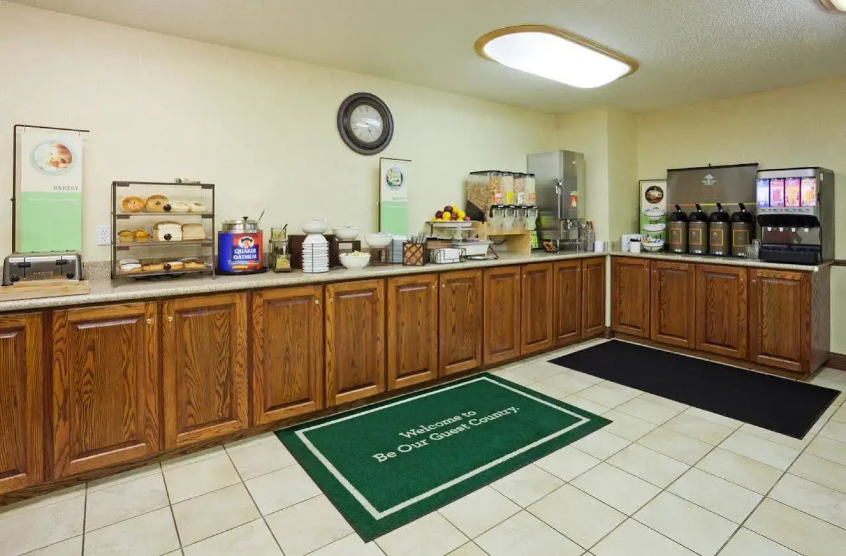 Country Inn & Suites by Radisson Bismarck Waterpark