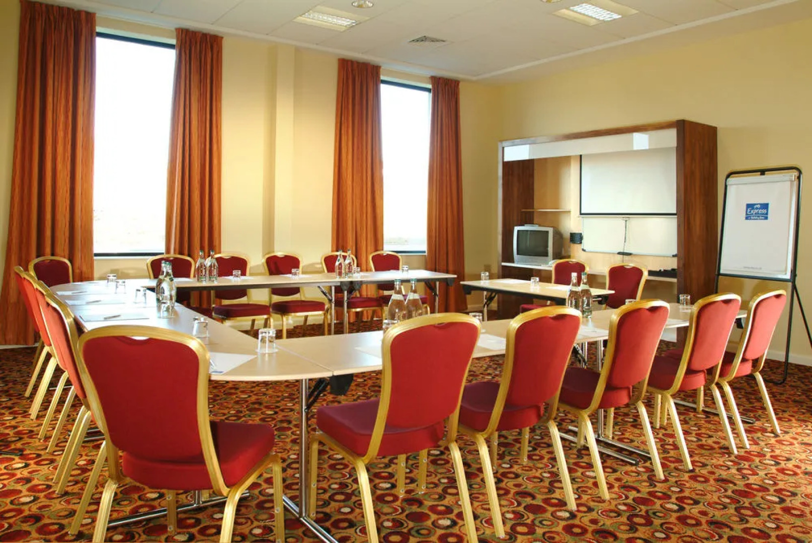 Holiday Inn Express Antrim - M2 Jct1