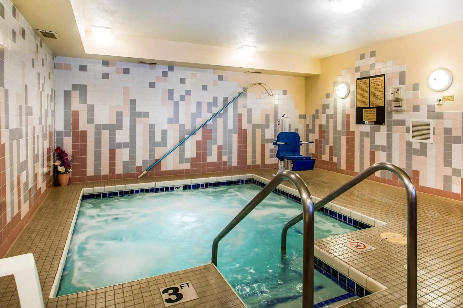 Econo Lodge La Crosse North