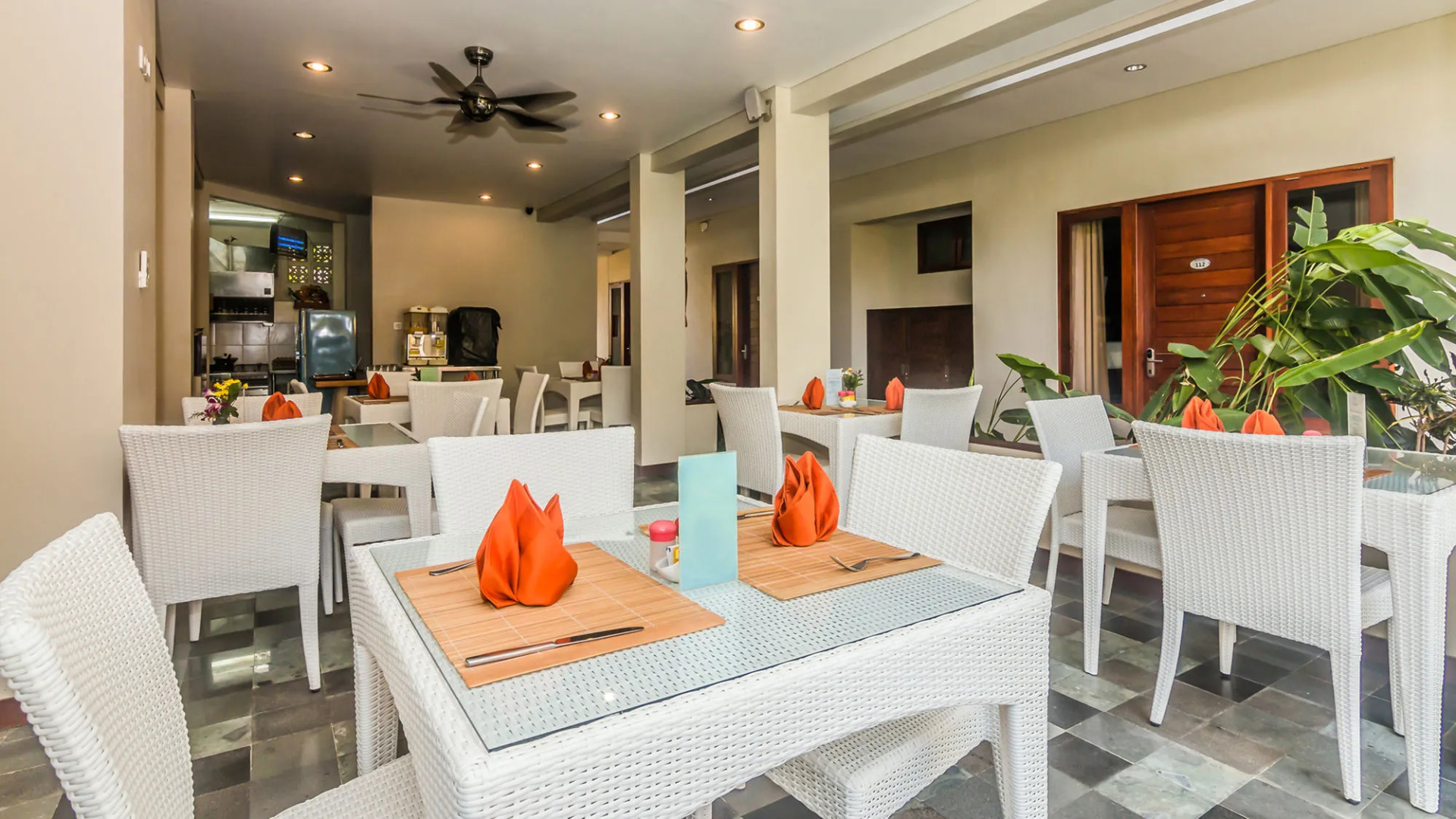 ZEN Premium Seminyak Braban