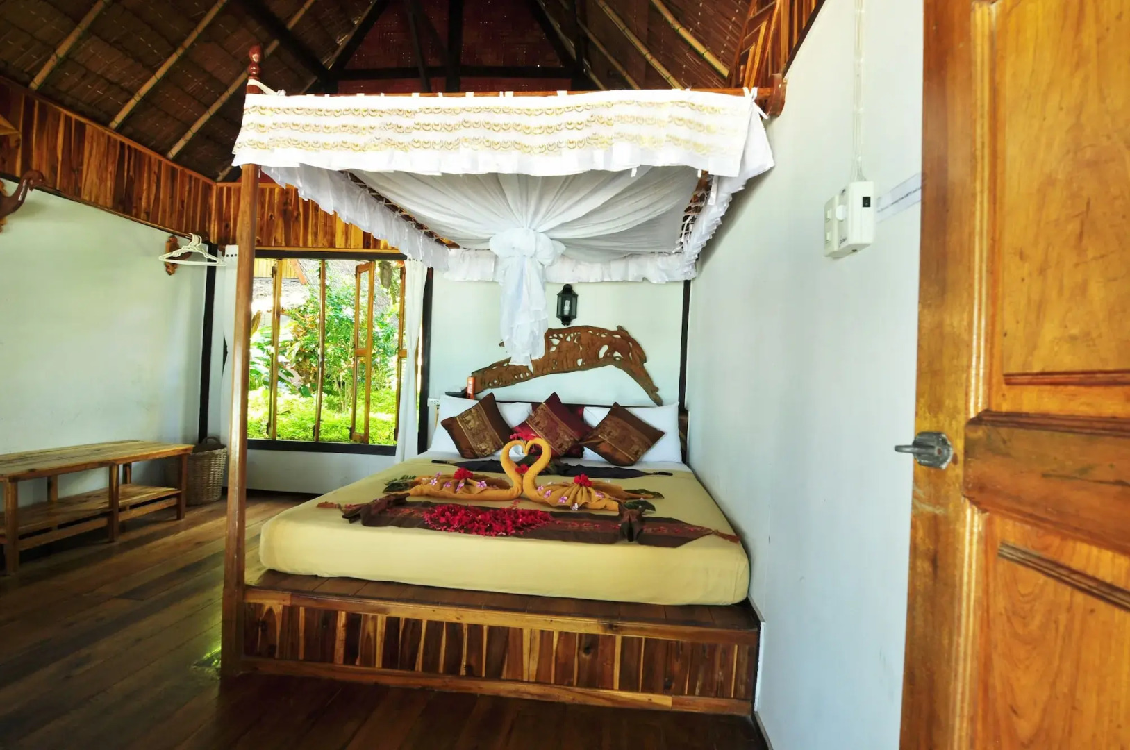 Phi Phi Relax Beach Resort