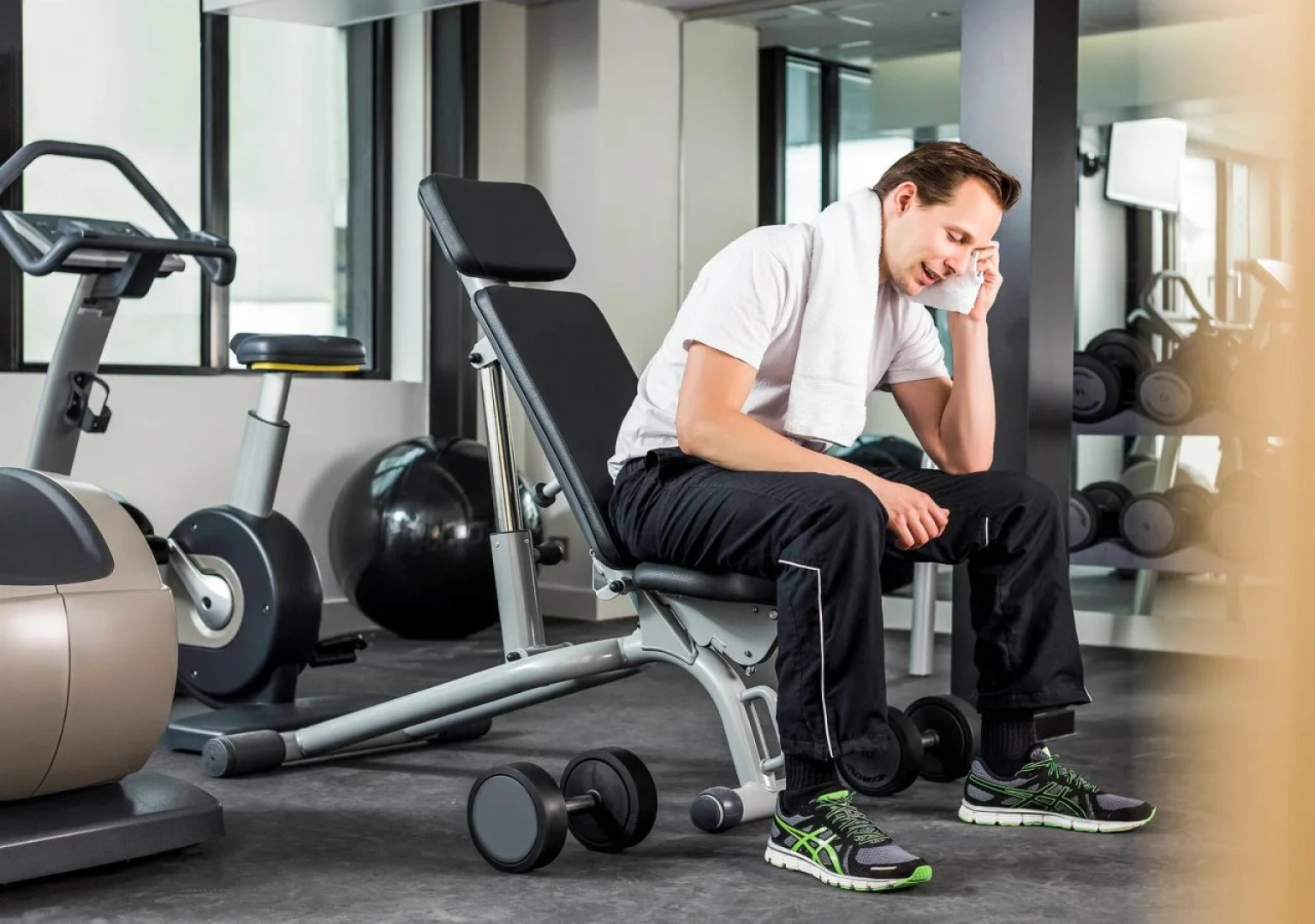 Cove - Centrum, Passage