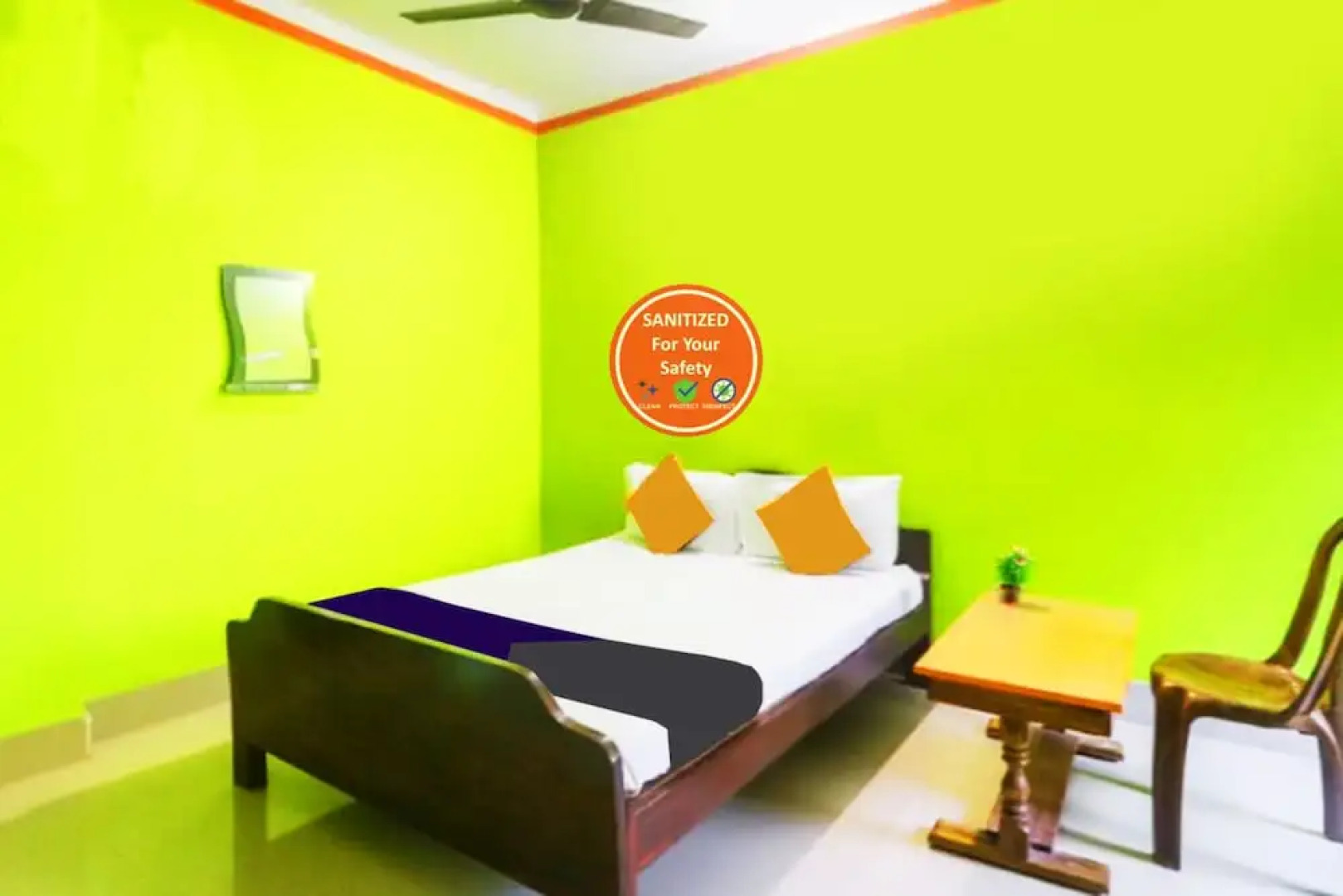 Goroomgo Sun Plaza Lodge Konark