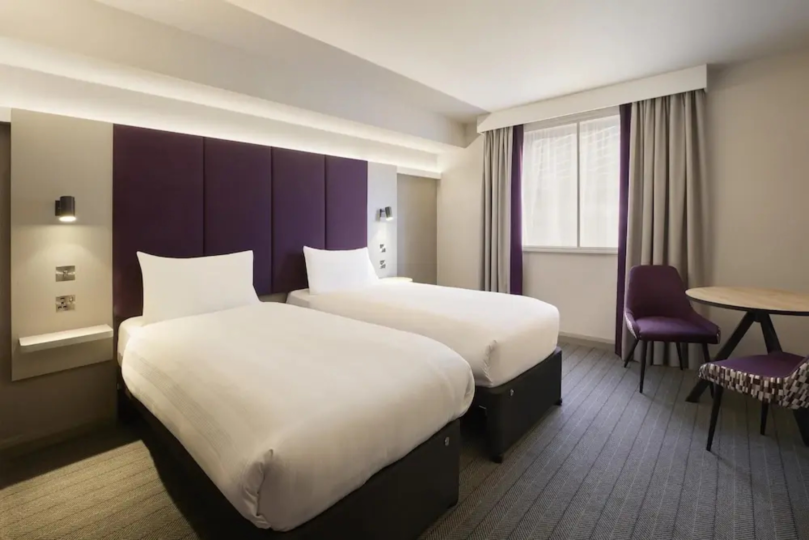 Premier Inn Stoke/Trentham Gardens