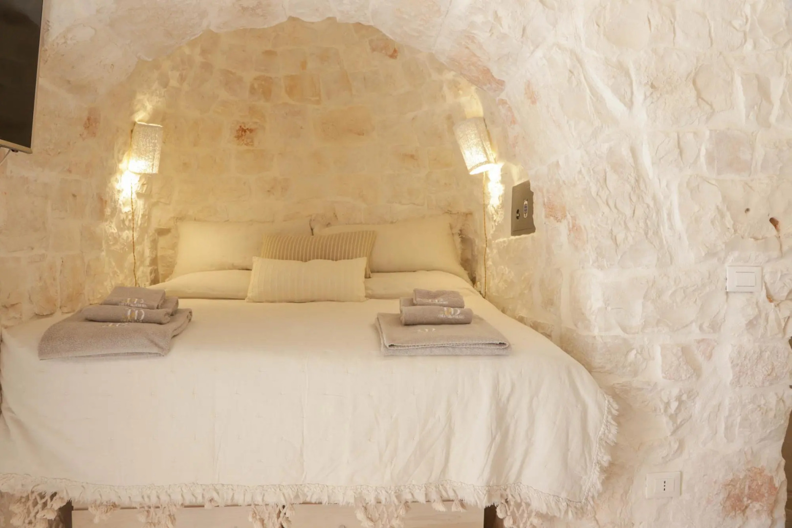 Br-G187-Cpas0ct - Trulli di Carole