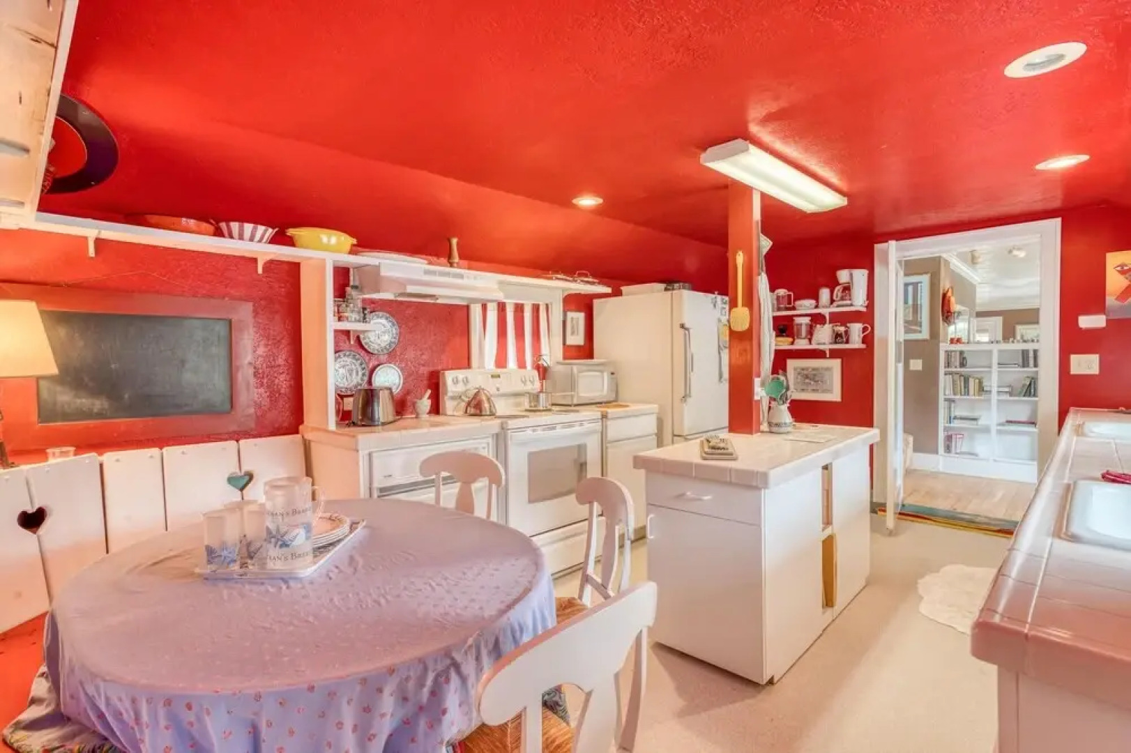 Susans Beach Cottage (MCA 1323)