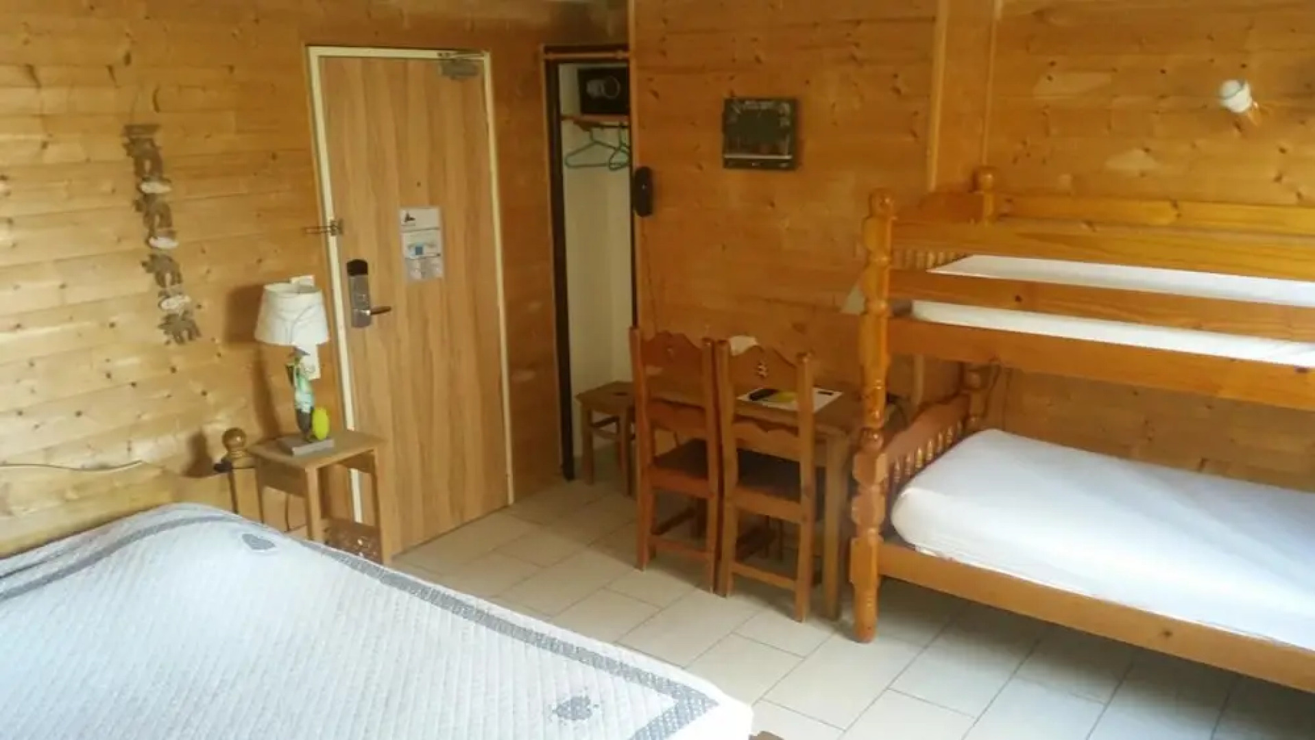 Logis Hôtel Le Gai Pinson