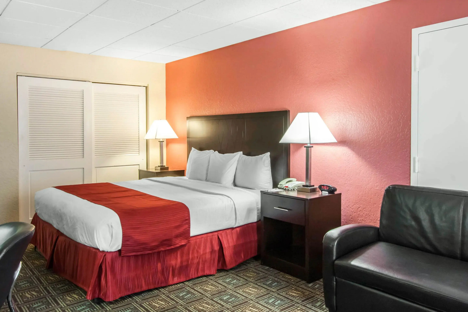 Clarion Hotel & Conference Center Tampa