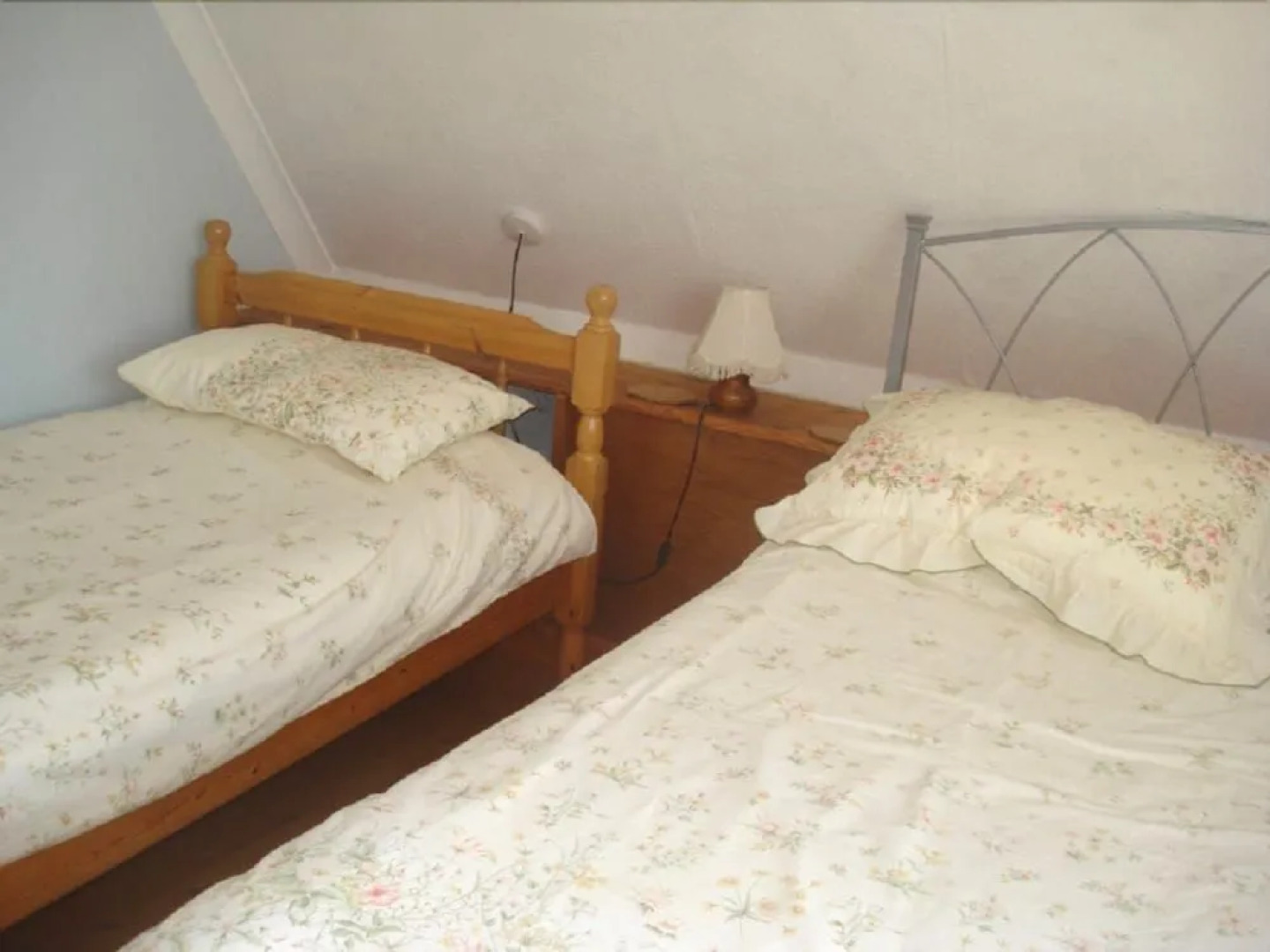 Plas Llangaffo Farmhouse