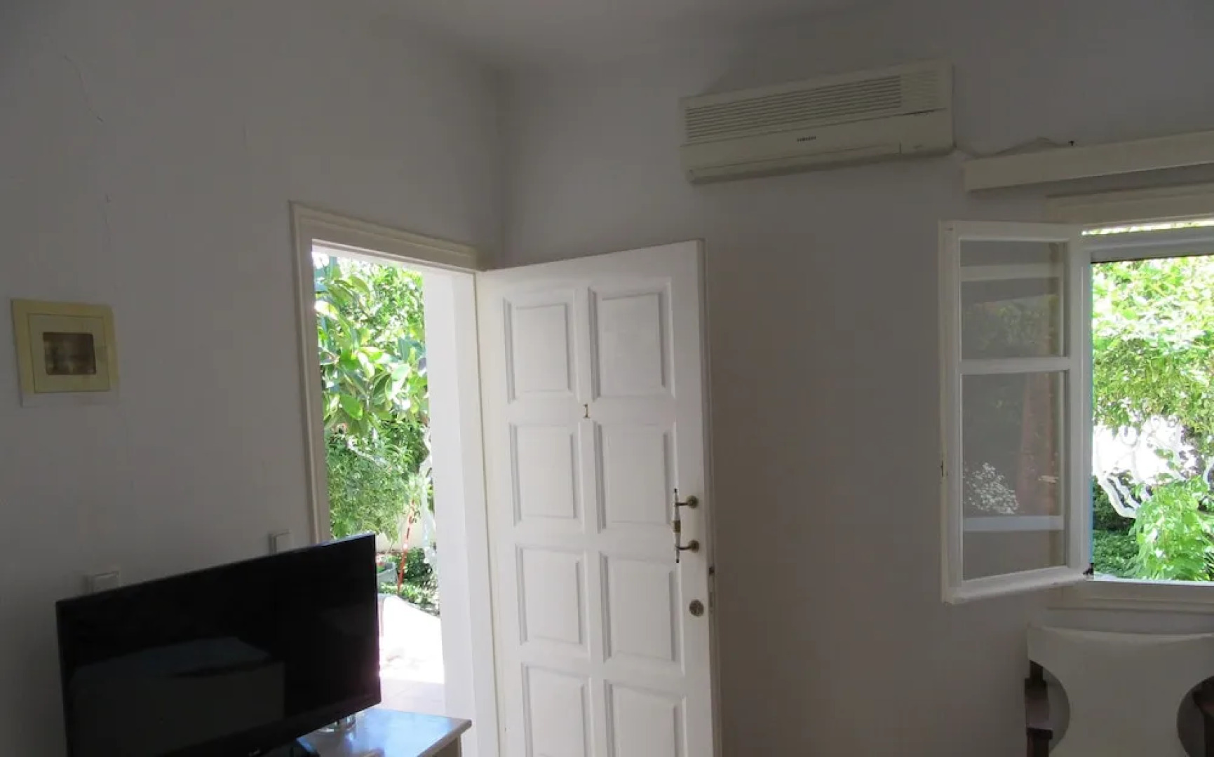 Stathoula's Studios Meganisi