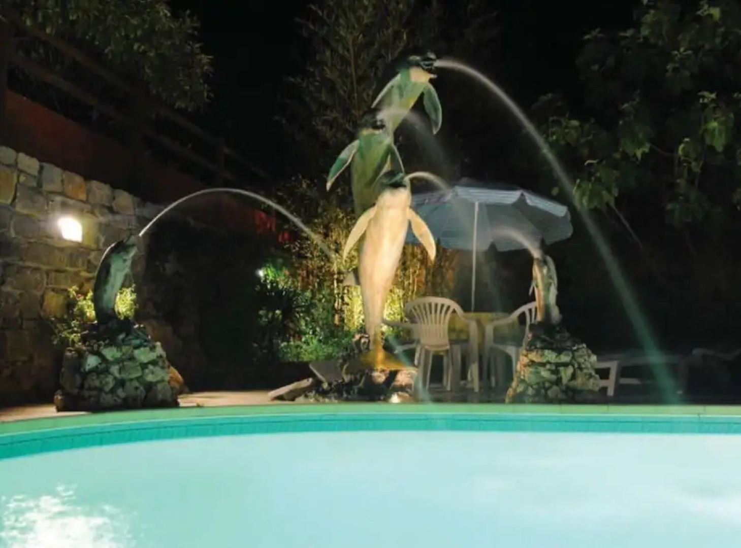 Villa With 4 Bedrooms in Saint-pierre-des-tripiers, With Wonderful Lak