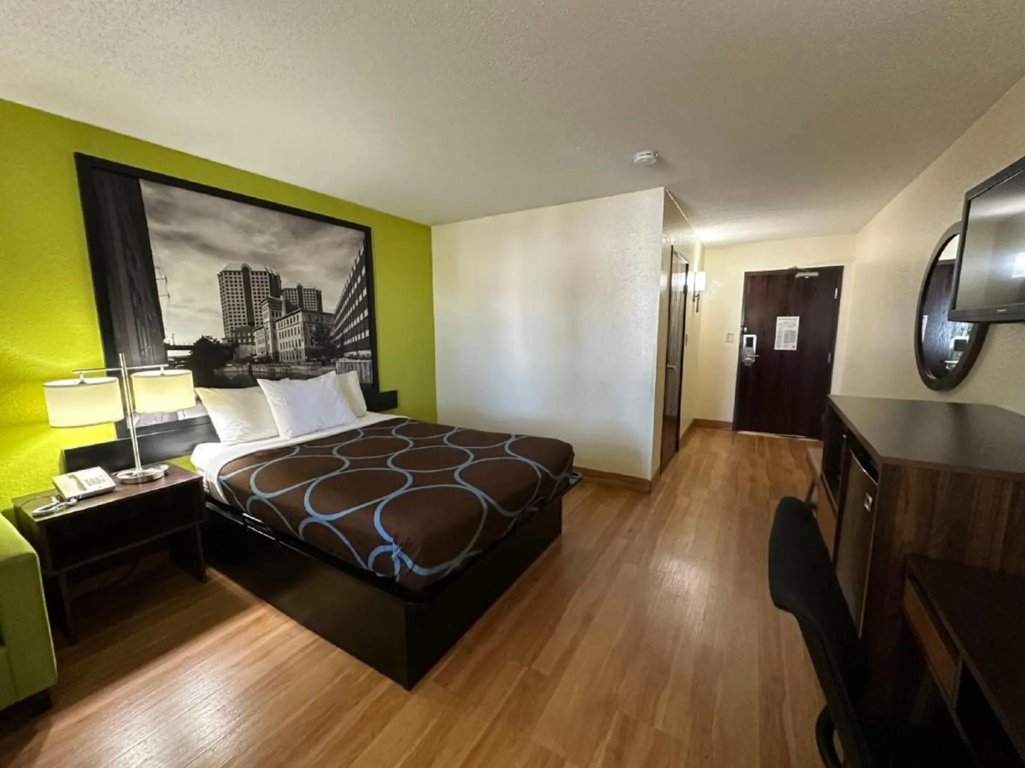 Super 8 by Wyndham Farmville