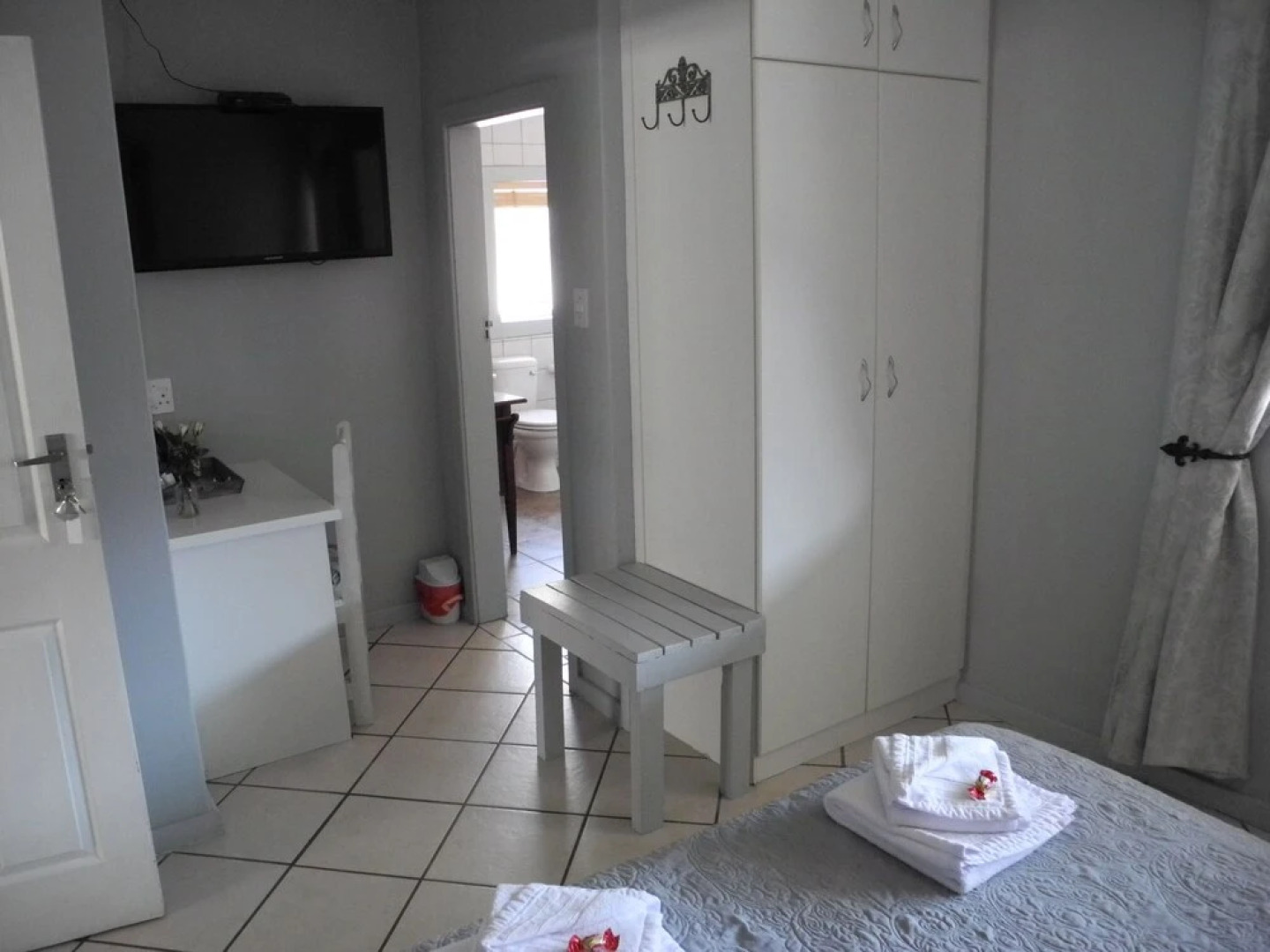 Beachcombers Bed & Breakfast