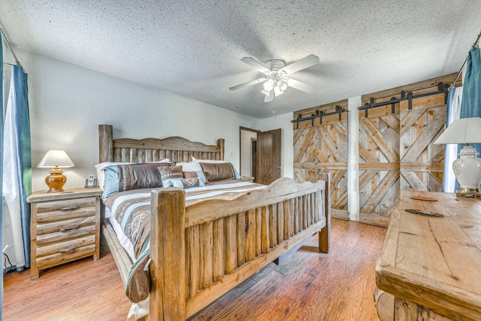 'Double D Cabin' W/ Deck, 4 Mi To Grindstone Lake!