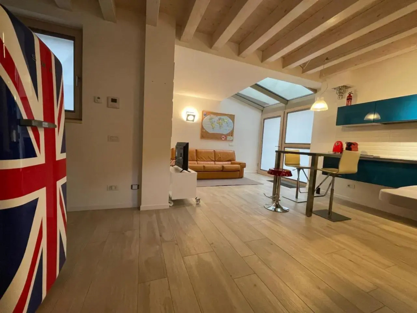 INTERNO 2 Este centro